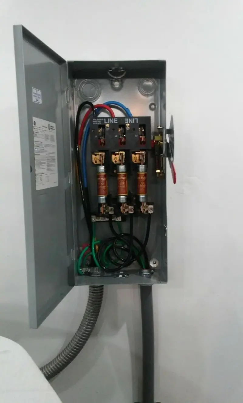 Three-phase disconnect switch installed for Electrical Wiring & Rewiring in Denison